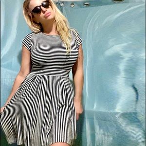 🖤 Striped Dress 🖤